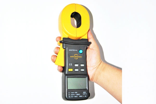 鉗形接地電阻儀.JPG